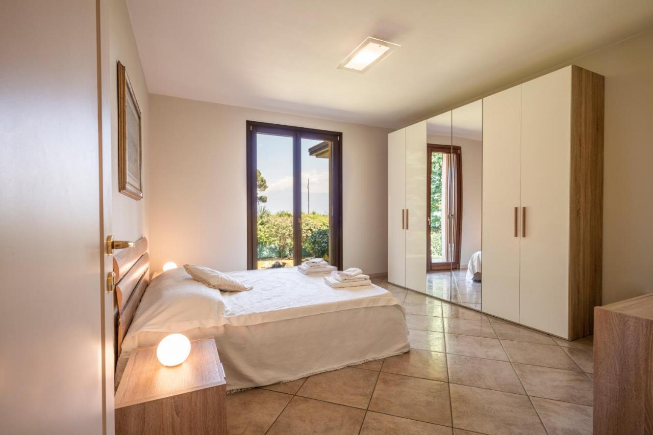 Villa Giulia Manerba del Garda Exteriör bild